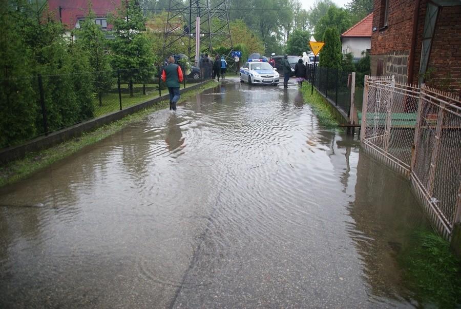 Tam był premier