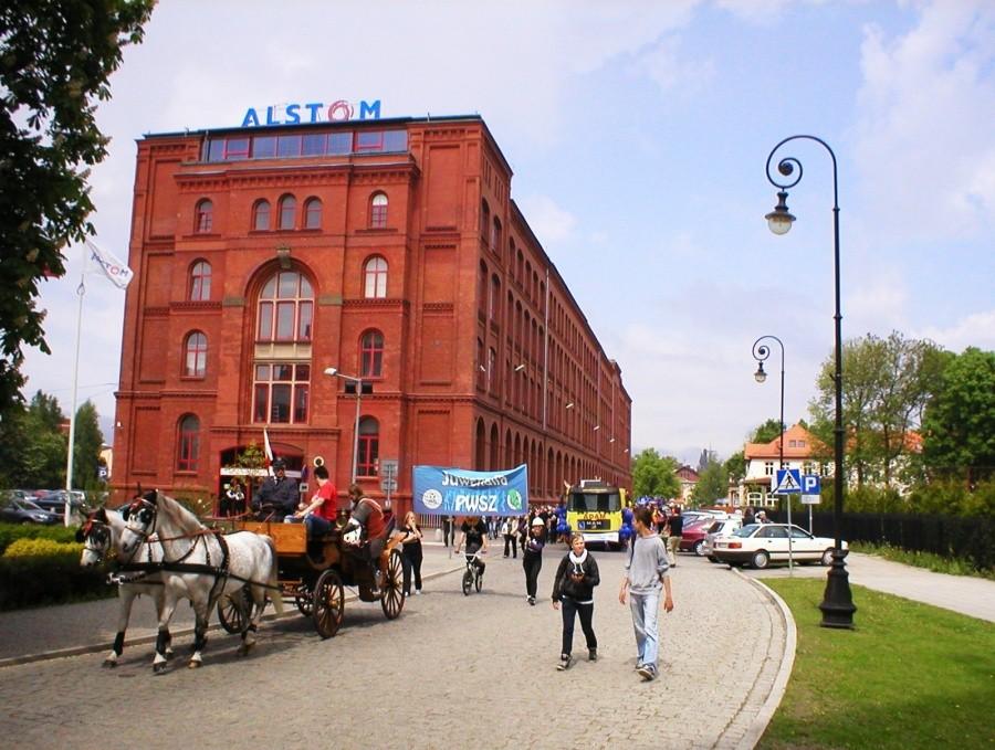 JUWENALIA 2010-NA UL. STOCZNIOWEJ POD SIEDZIBĄ SPONSORA ;-)