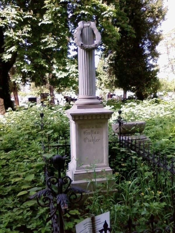 Zabytkowy pomnik