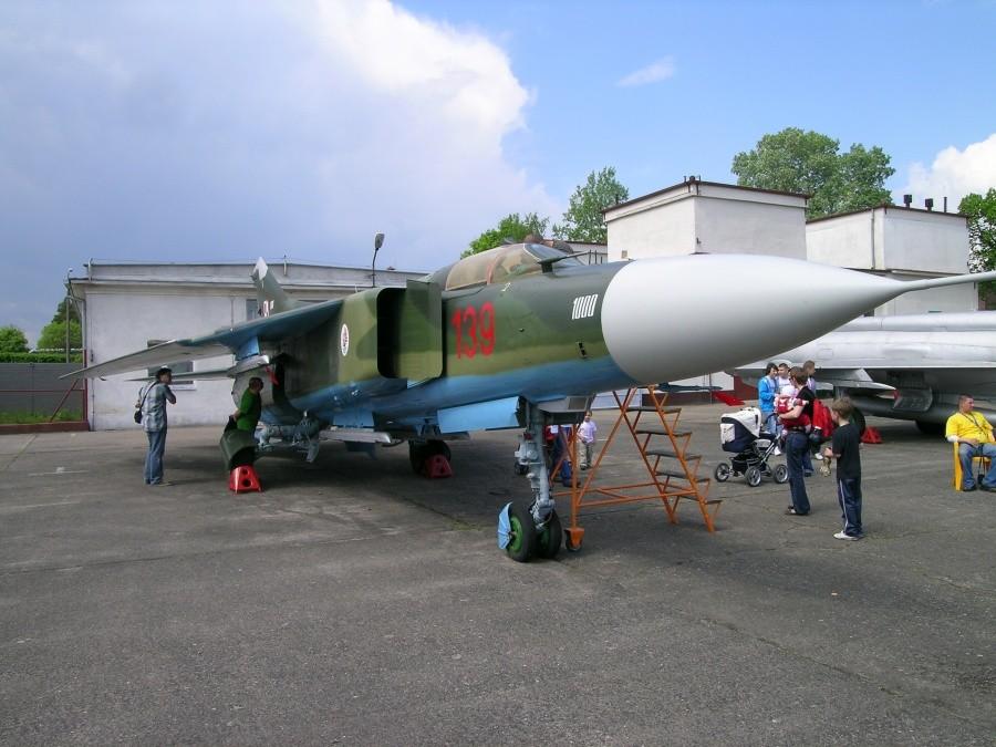Mig 23