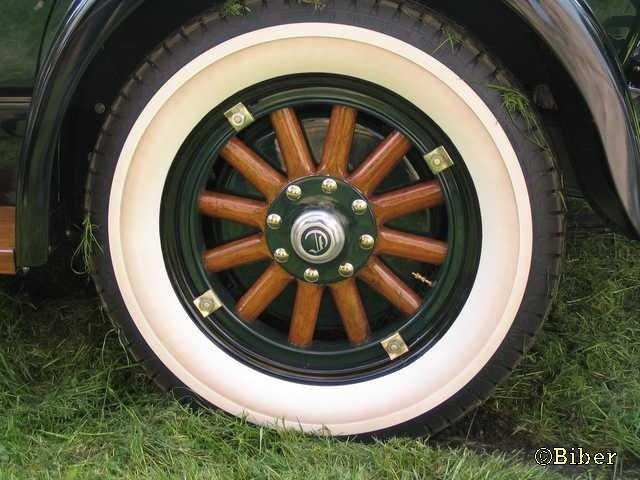 Chrysler z 1929r - To się nazywa felga anie nie jakieś tam alumy!