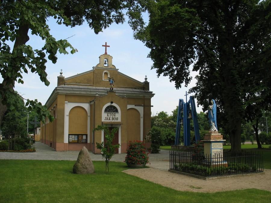 Młochów - kościół
