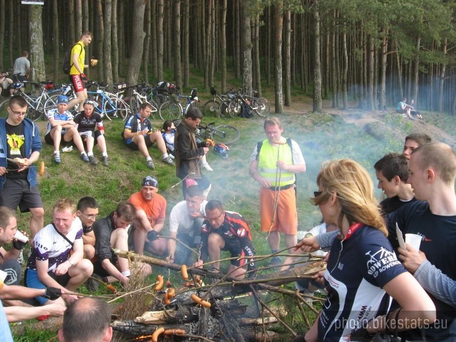 Piknik nad jeziorem w Osowej