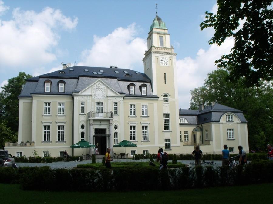 Pałac w Borowej