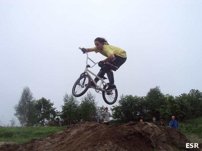 Skok próbny Dirty Contest