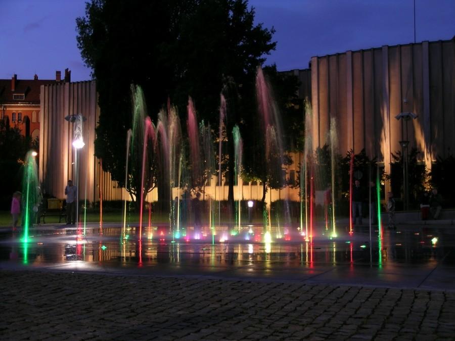 Toruńska kolorowa fontanna