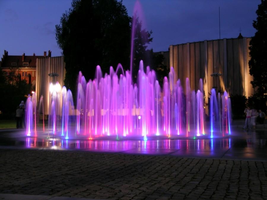 Toruńska kolorowa fontanna