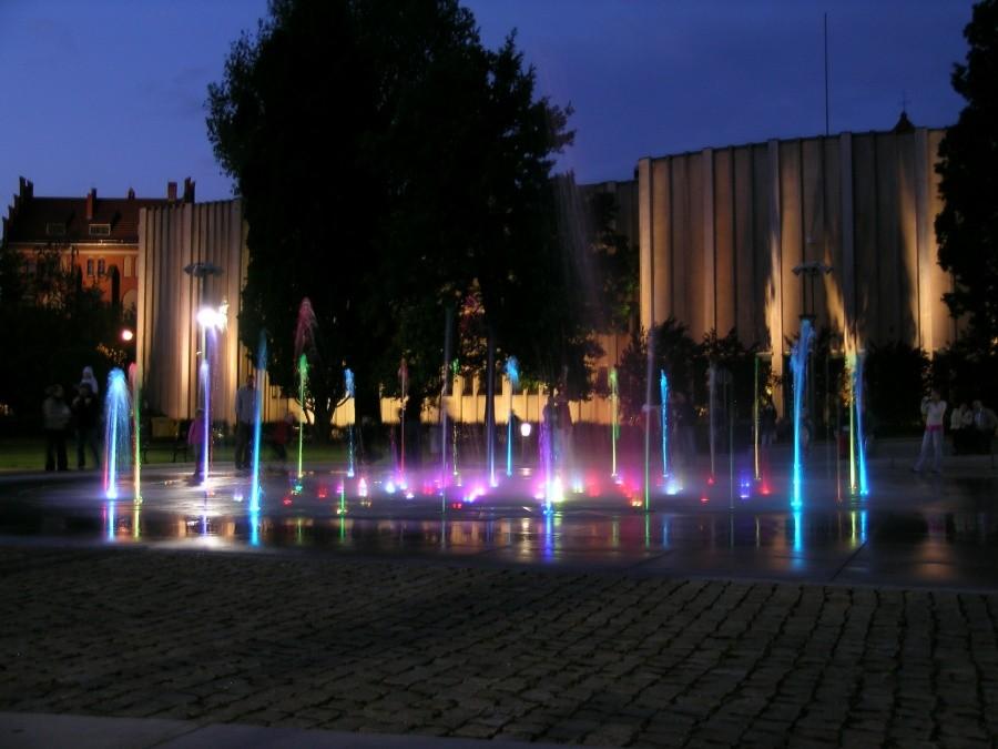 Toruńska kolorowa fontanna