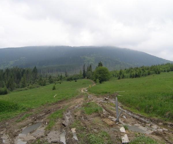 Romanka w chmurach