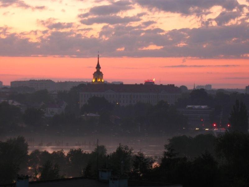 Rzeszów w oparach rozlanego Wisłoka.