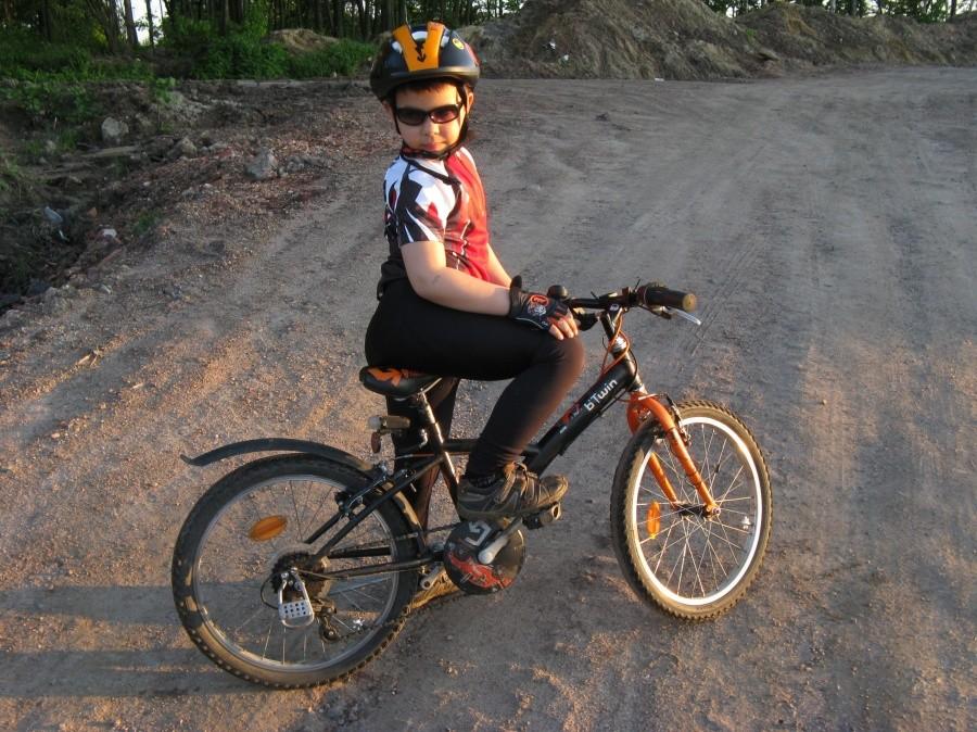 Młody biker