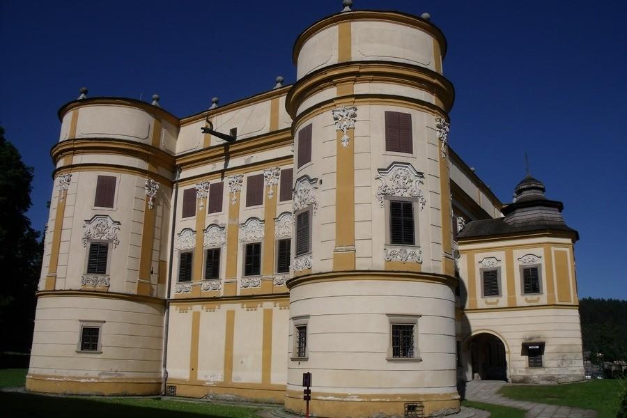 Zamek w Markuszowcach