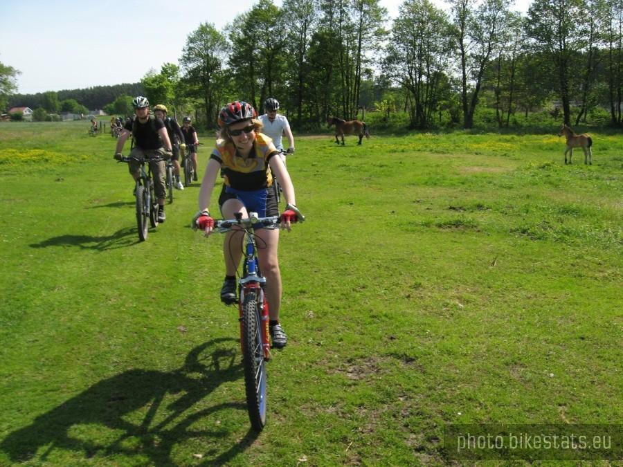 Peleton na polu