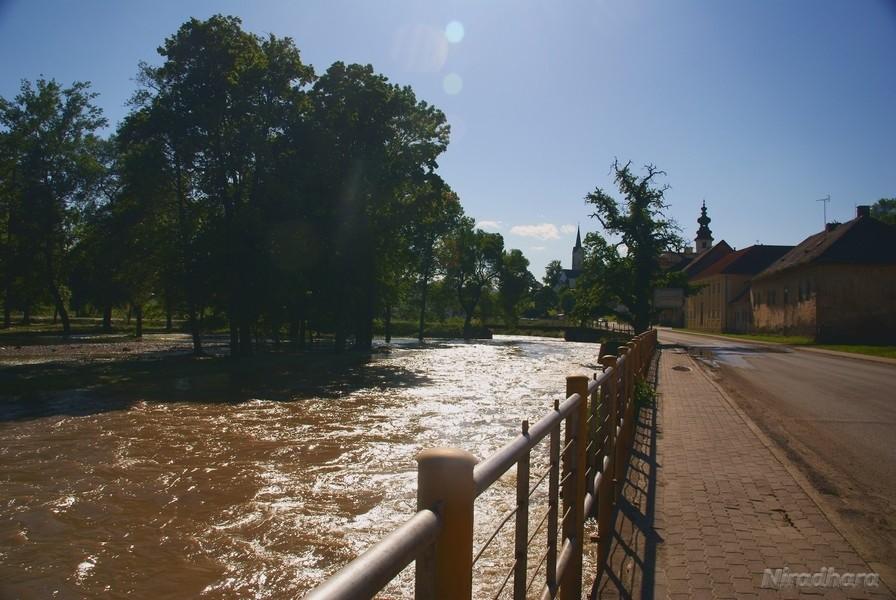 to nie jest rzeka, tylko park