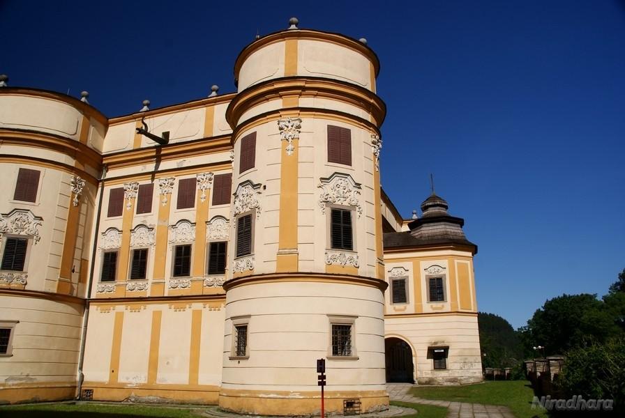 pałacowa wieża