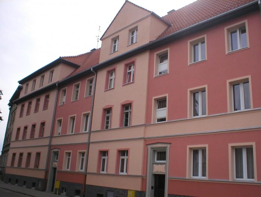 ODNOWIONA ELEWACJA