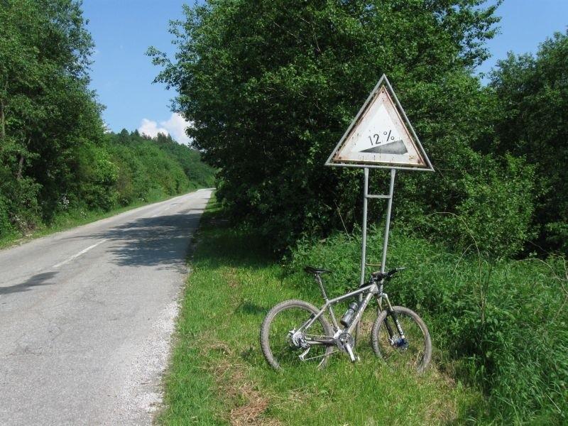 Podjazd na Przeł. pod Tokarnią.