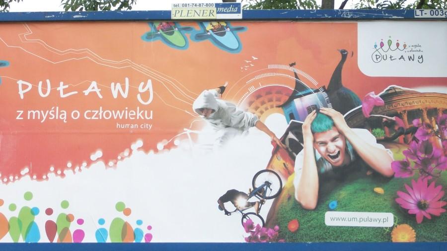 Kontrowersyjny baner reklamowy Puław