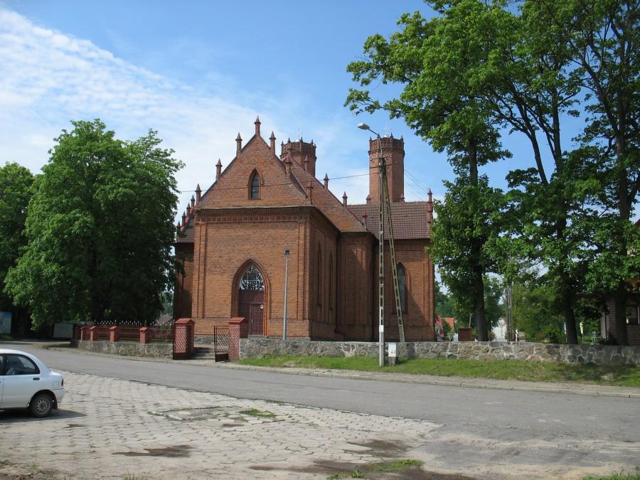 Krokowa - kościół pw. św. Katarzyny Aleksandryjskiej