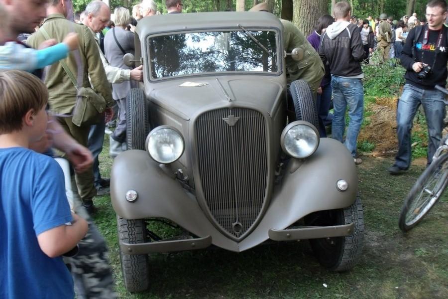 Były auta, motocykle, i inne militaria