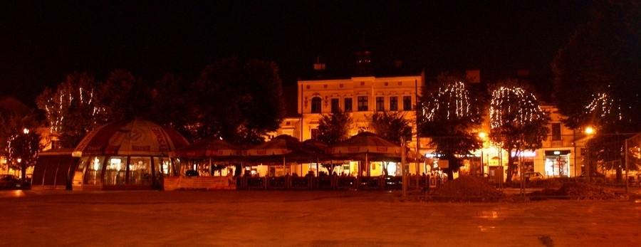 a tam piją piwo