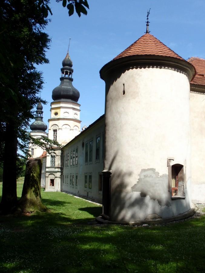 Pałac w Żyrowej