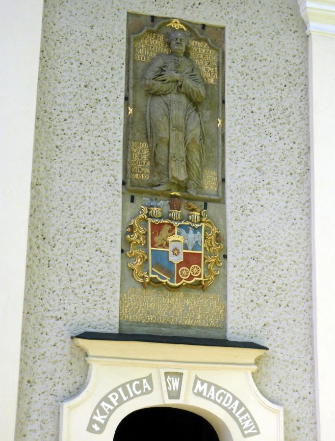 Plaskorzeźba z kapliczki na Górze Św. Anny