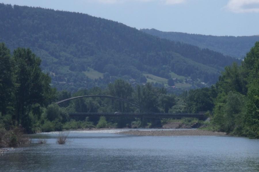 Zniszczony most