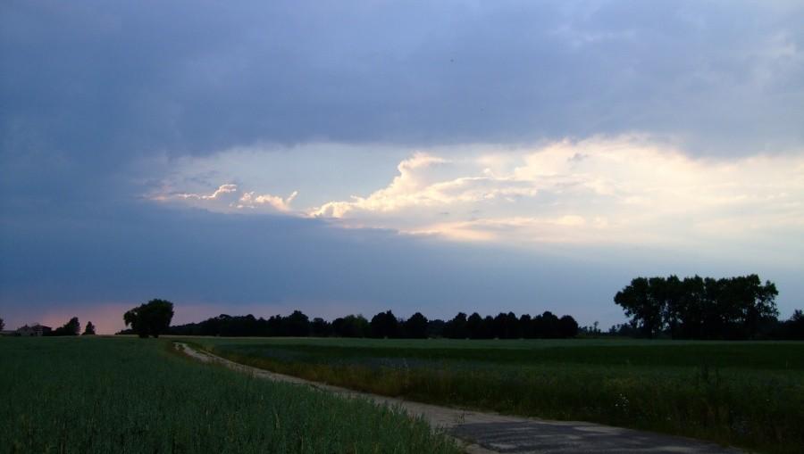 cisza przed burzą