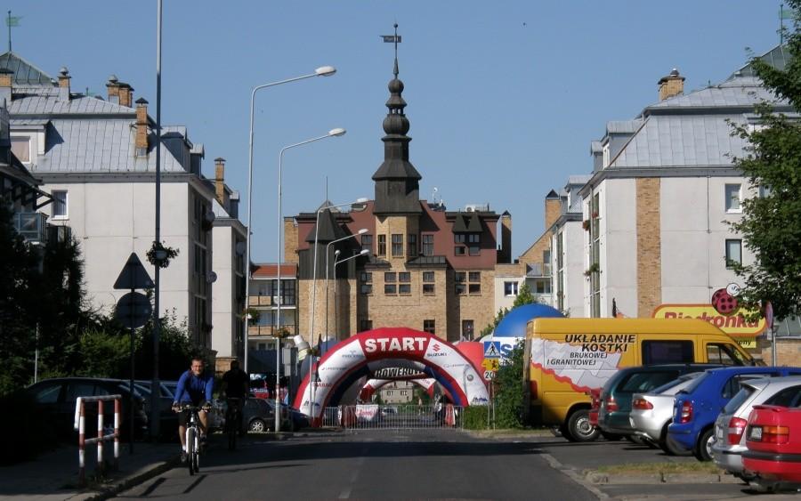 Murowana Goślina - miejsce startu i mety
