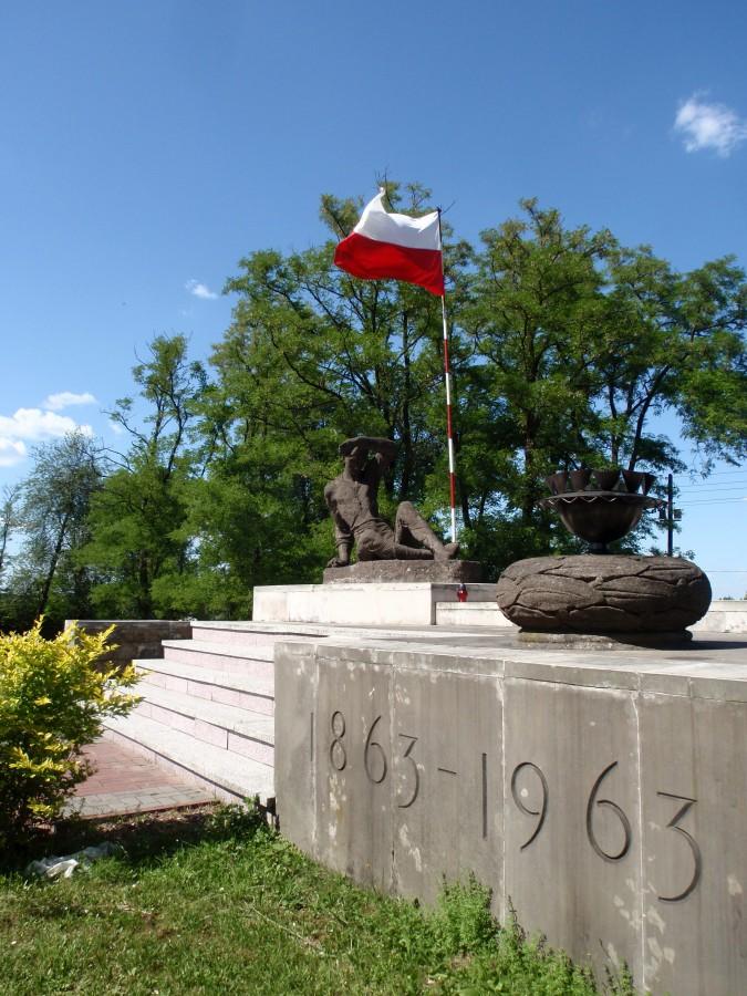 Wąsosz - mogiła powstańców z 1863