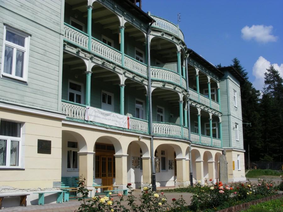Klasztor ss. Nazaretanek w Komańczy