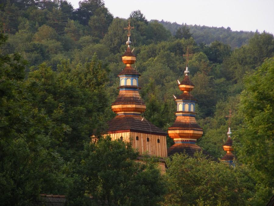 Cerkiew jeszcze raz- w promieniach słońca