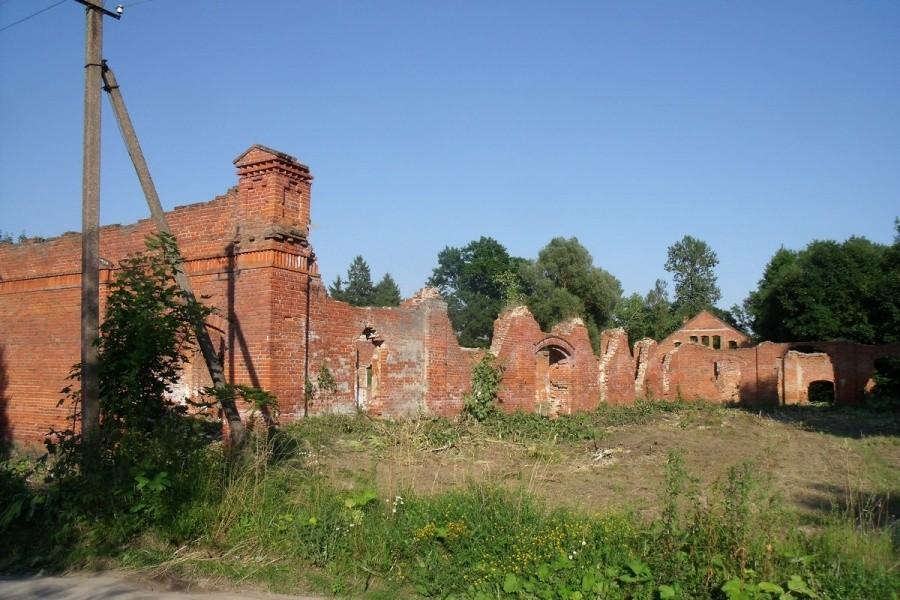 Zabudowania gospodarcze wyglądają tak