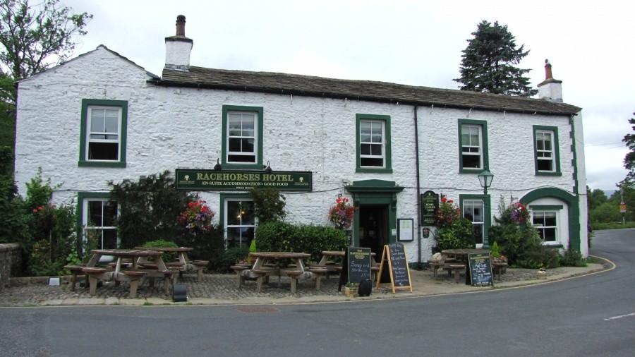 Racehorses hotel