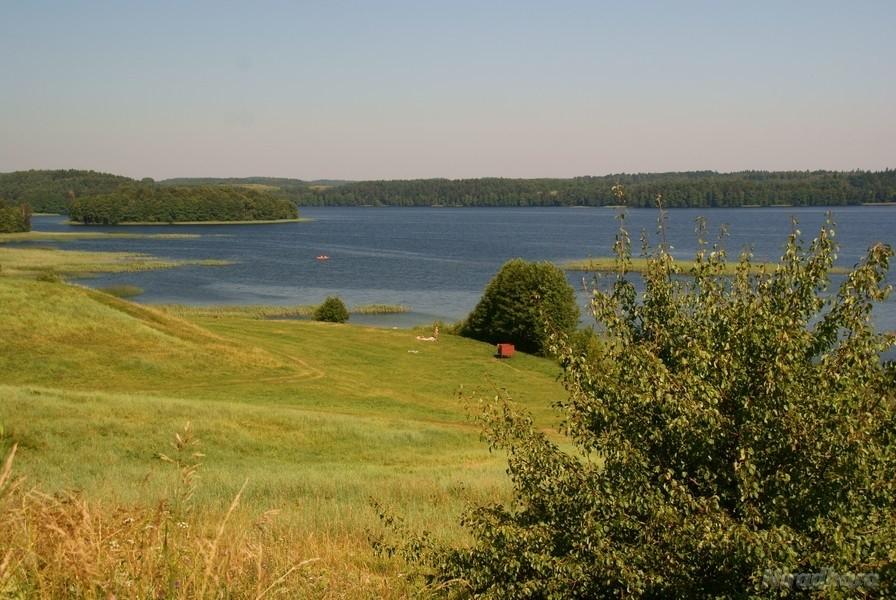 jeszcze jeden widok na jezioro Akmena