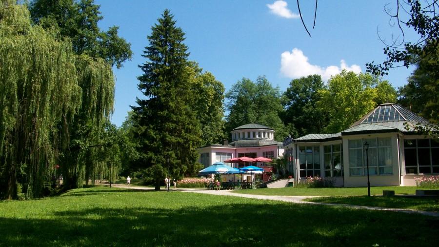W Nałęczowskim parku