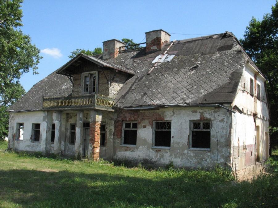 Miłobędzyn - dwór