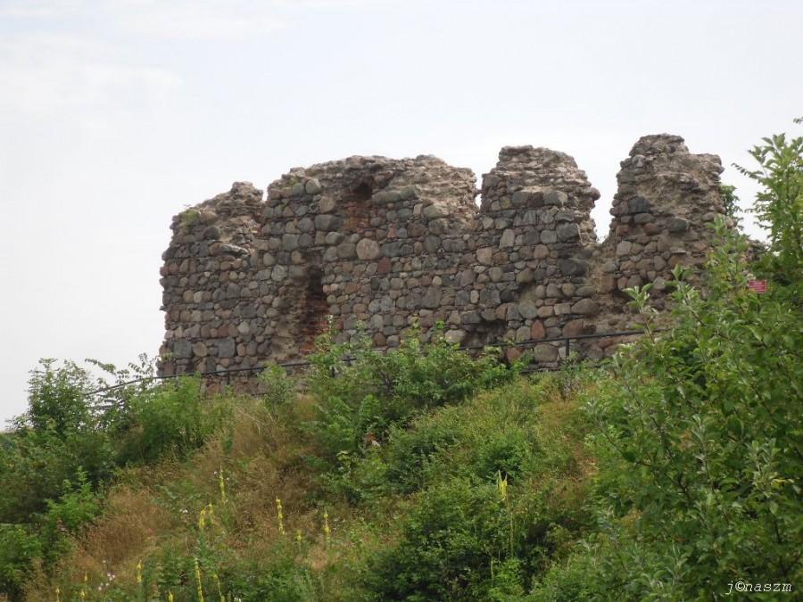 Fragment ruin zamku w Kurzętniku