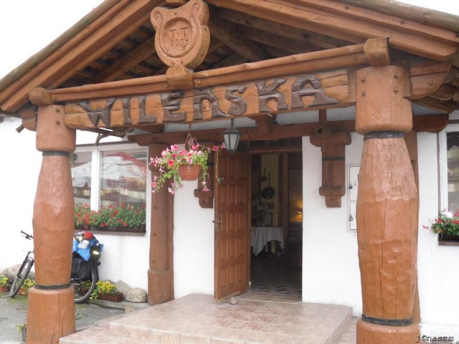 Wejście do restauracji Wileńskiej w Łukcie