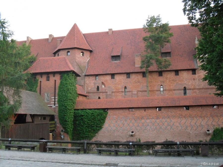 Widok na zamek średni w Malborku