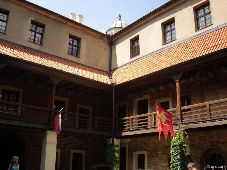 Golub-Dobrzyń - fragment dziedzińca