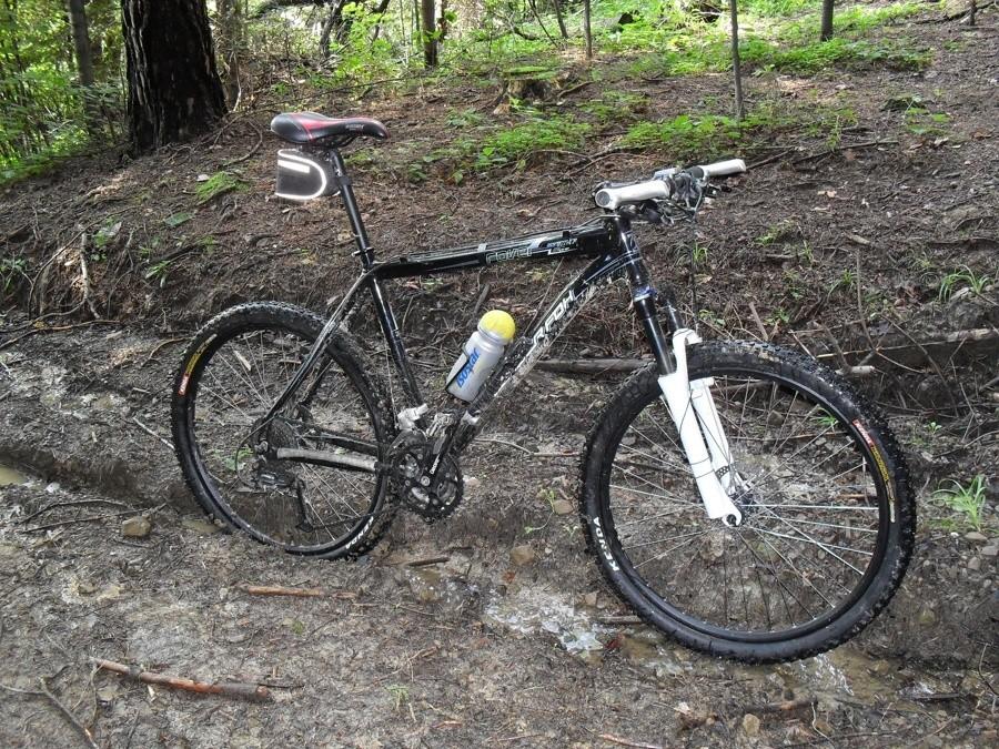 bike na szlaku, jeszcze czysty:D