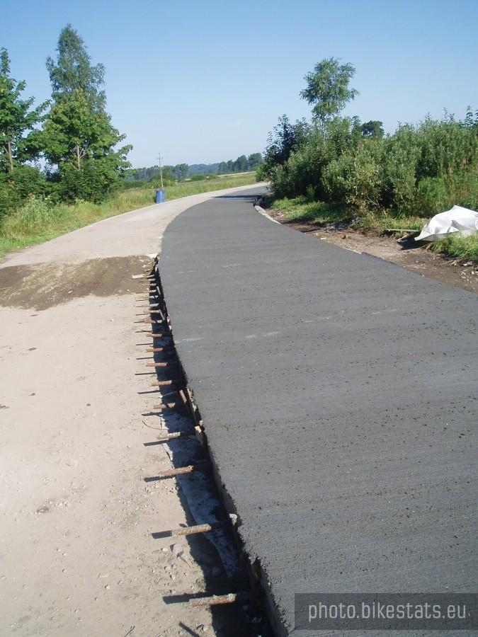 Betonowa droga