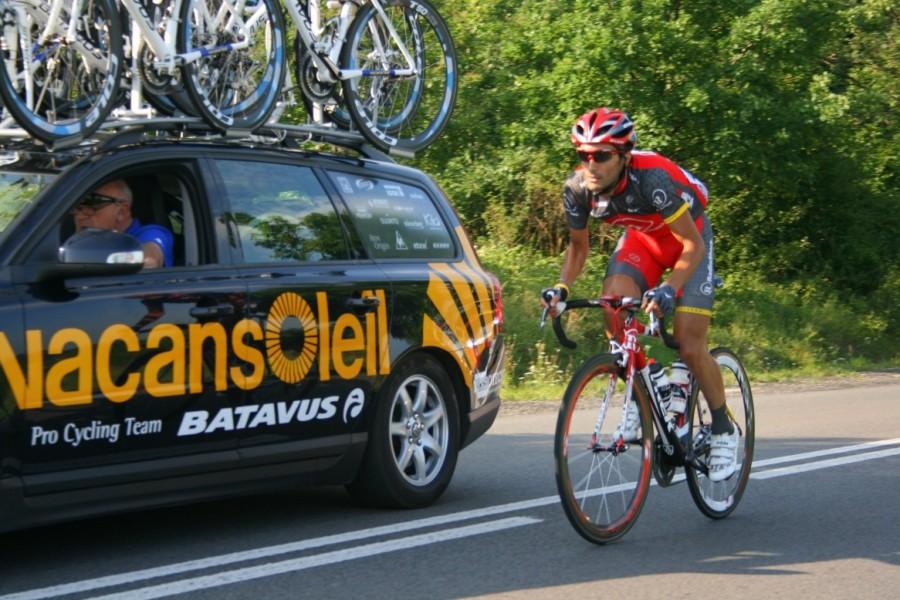 67 Tour de Pologne kolumna za peletonem