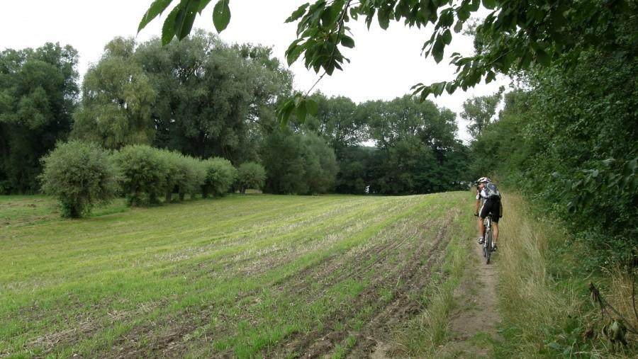 Dobijam nad Jezioro Kierskie