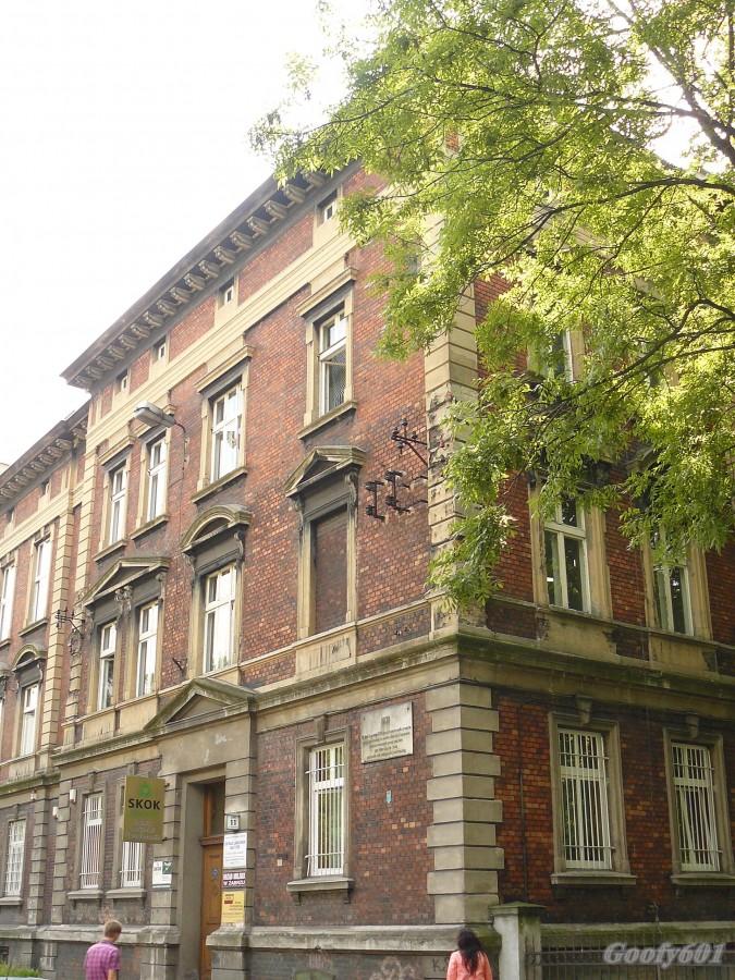 Jeden z budynków urzędu miejskiego w Zabrzu