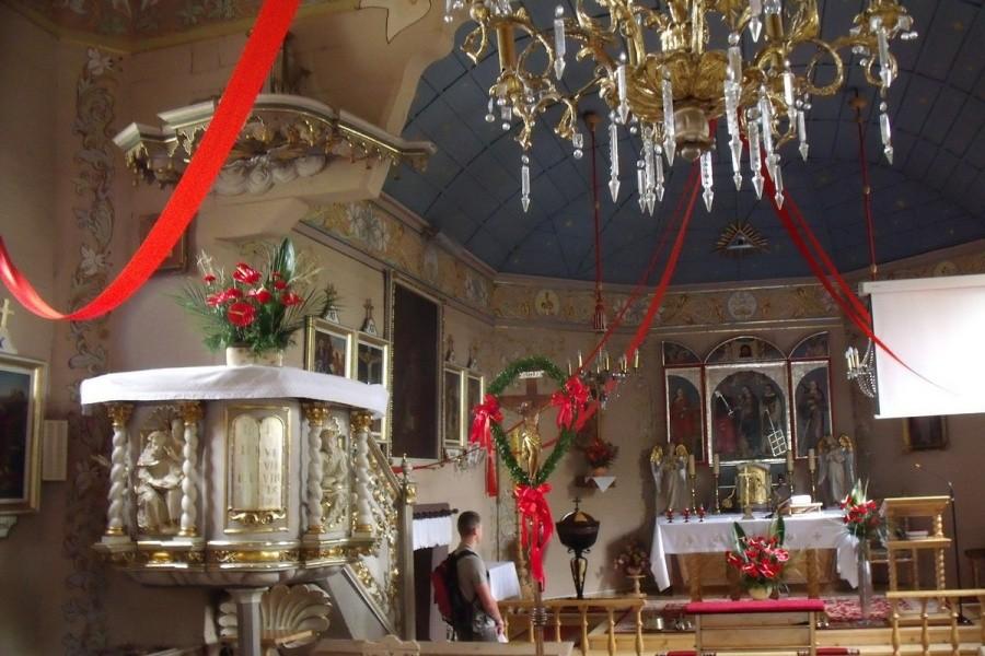 Kościół w Bielowicku, wnętrze