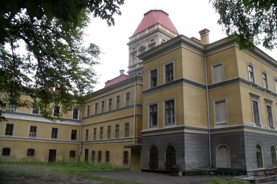 Pałac od tyłu