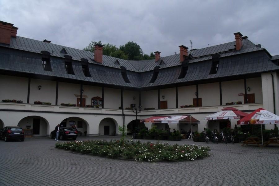 W zamkowej restauracji można całkiem dobrze zjeść